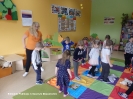 CZYTANIE NA TRAWIE - RODZINNE SPOTKANIA Z KSIĄŻKĄ_2